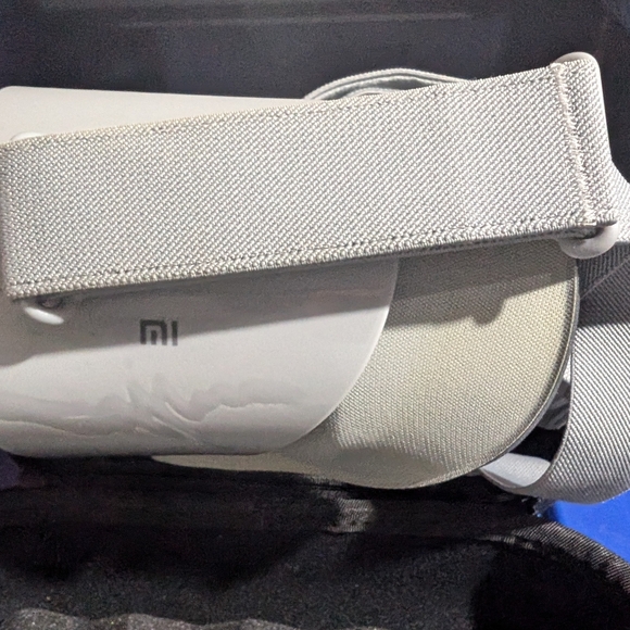 Oculus Go VR headset + case 32gb - Picture 7 of 16